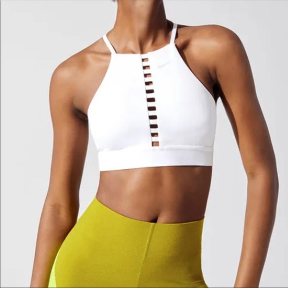 nike indy lattice sports bra